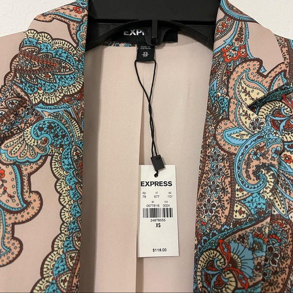 Express Paisley Notch Collar Boyfriend Blazer XS. - Picture 7 of 13